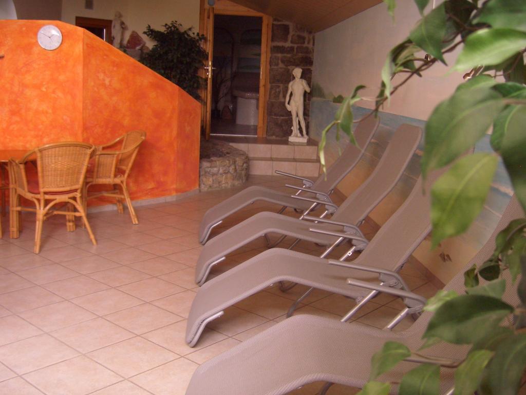Pension Fitnessoase Eußenheim Exterior foto